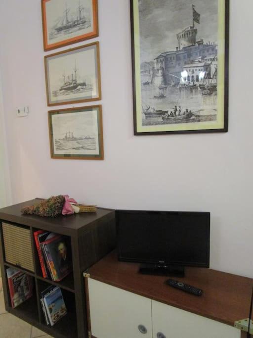 Il Piccolo Eden - Private Garden Apartment Livorno Exterior photo