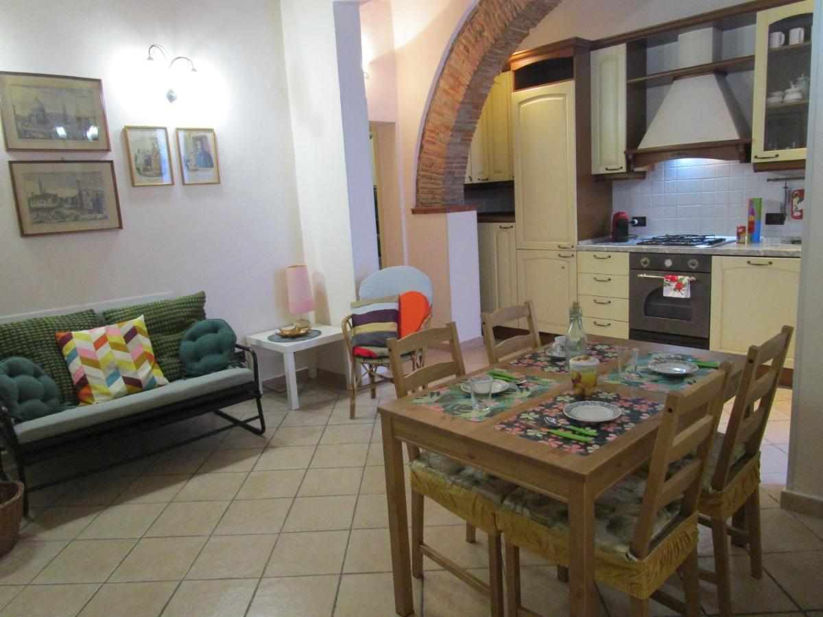 Il Piccolo Eden - Private Garden Apartment Livorno Exterior photo